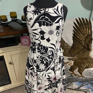 Cute sleeveless dress